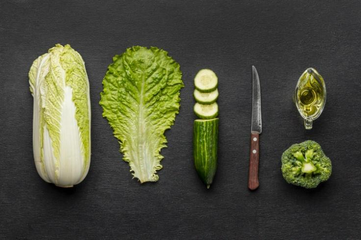C:\Users\SONY\Desktop\пекинская капутса\top-view-of-celery-with-broccoli-and-cucumber.jpg